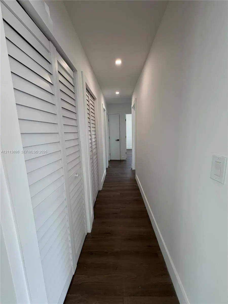 115 NE 205th Terrace