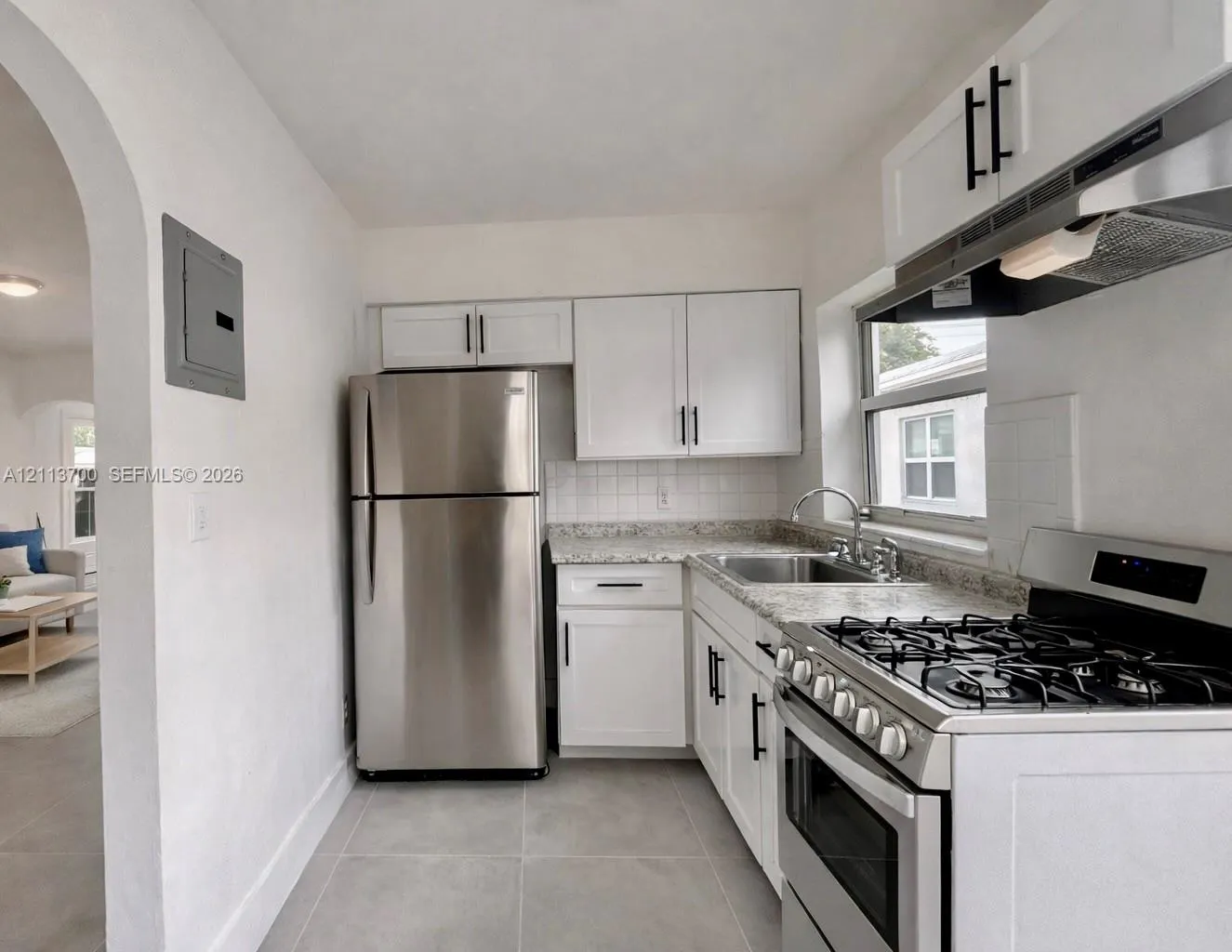2707 Lincoln Street #17-18