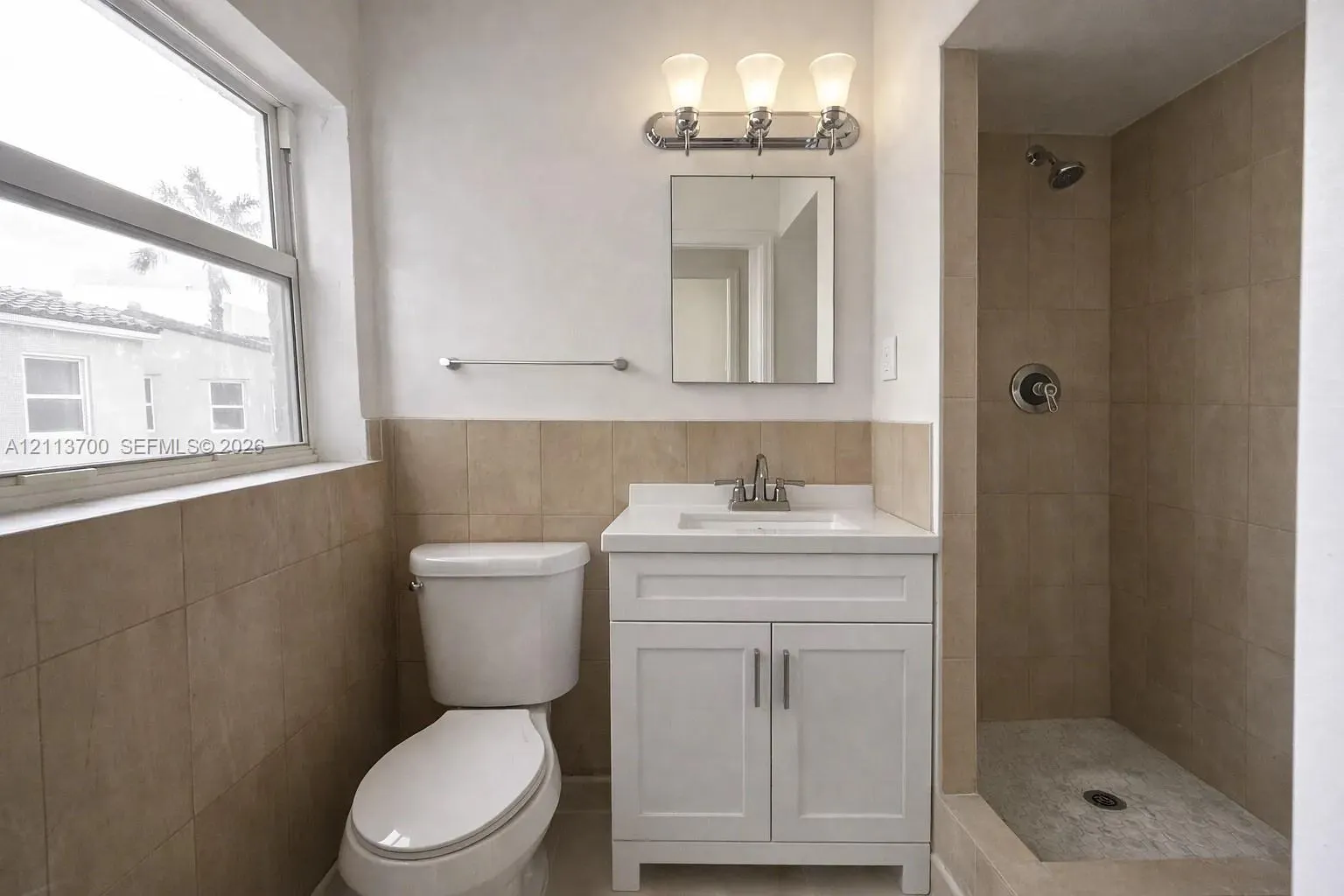 2707 Lincoln Street #17-18