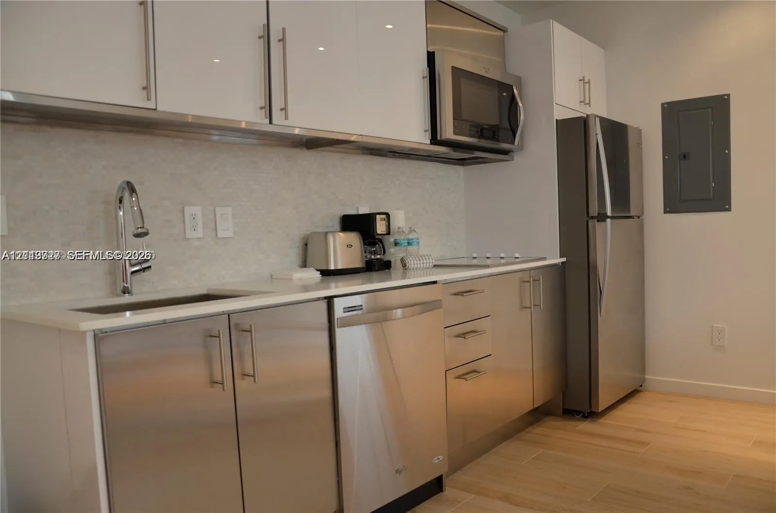 700 SE 16th Street #201
