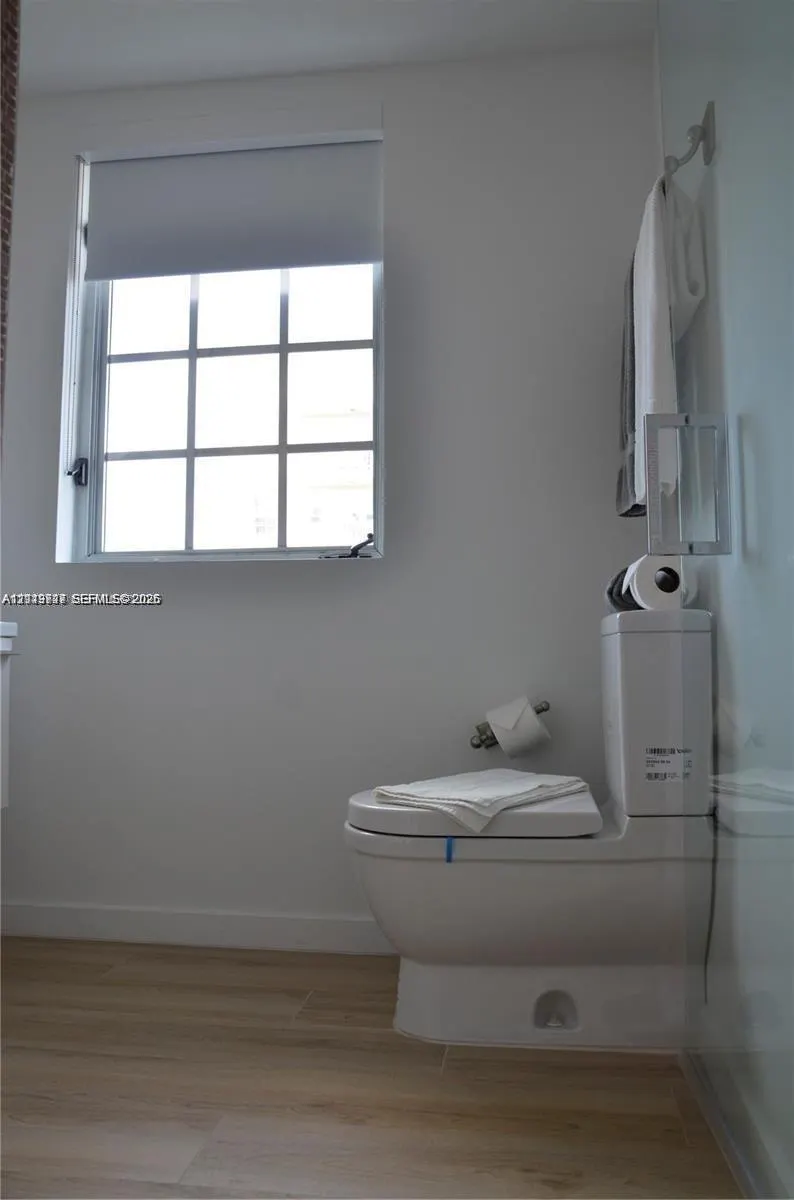 700 SE 16th Street #201
