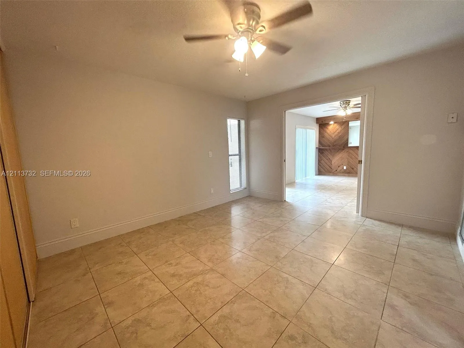 645 Executive Center Drive #R107