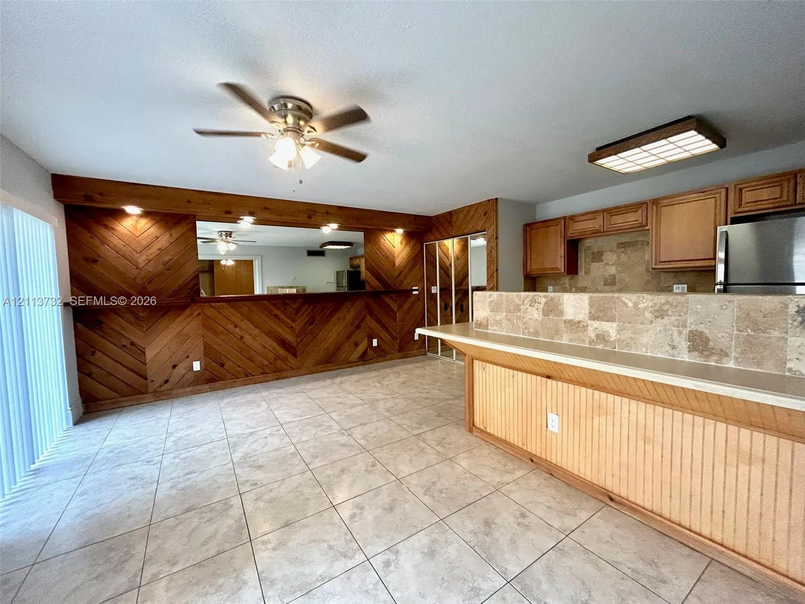 645 Executive Center Drive #R107