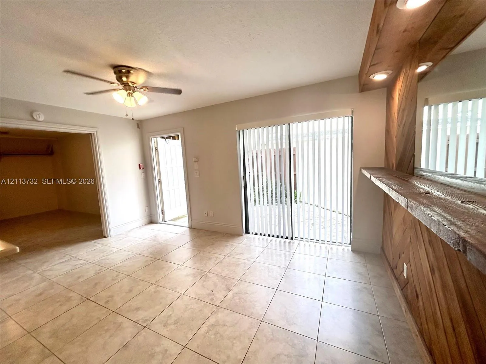 645 Executive Center Drive #R107