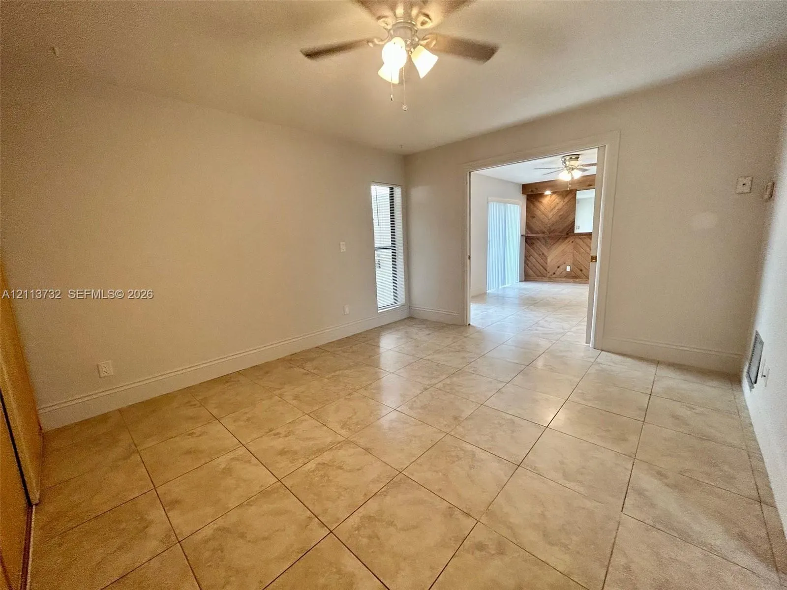 645 Executive Center Drive #R107