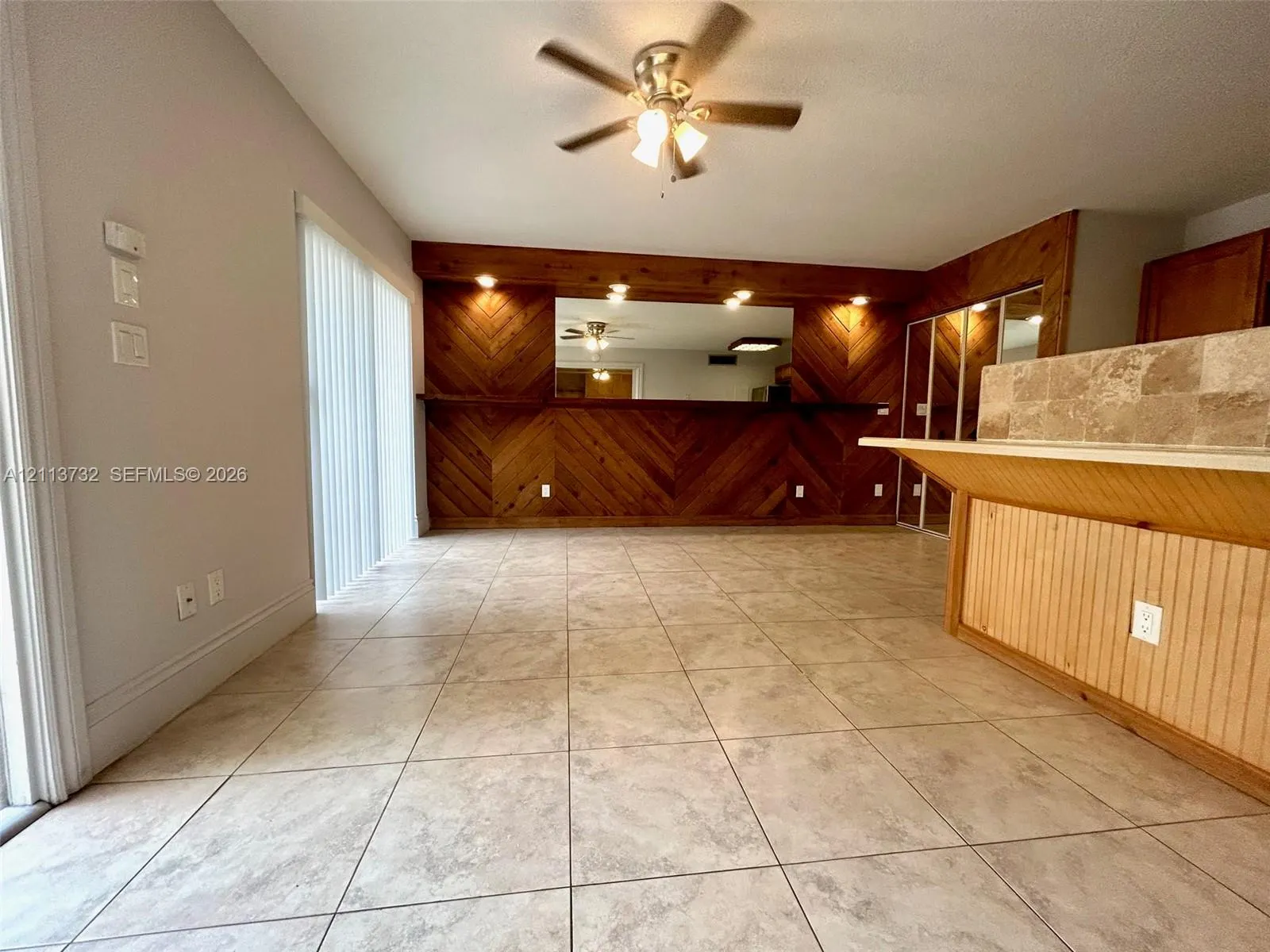 645 Executive Center Drive #R107
