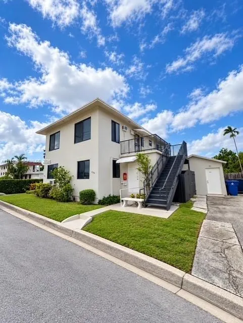 226 SW 21st Avenue #U