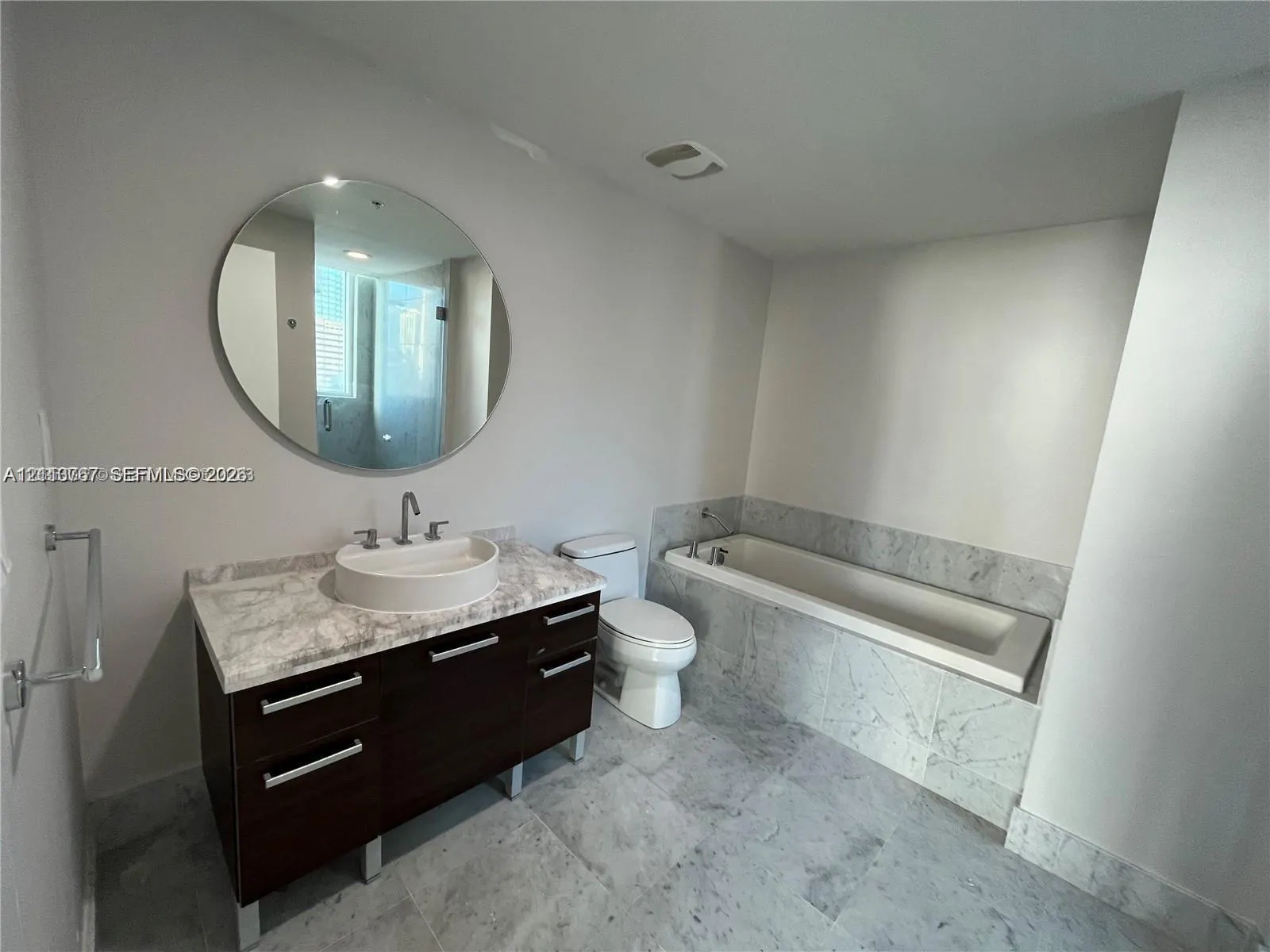253 NE 2nd Street #1408