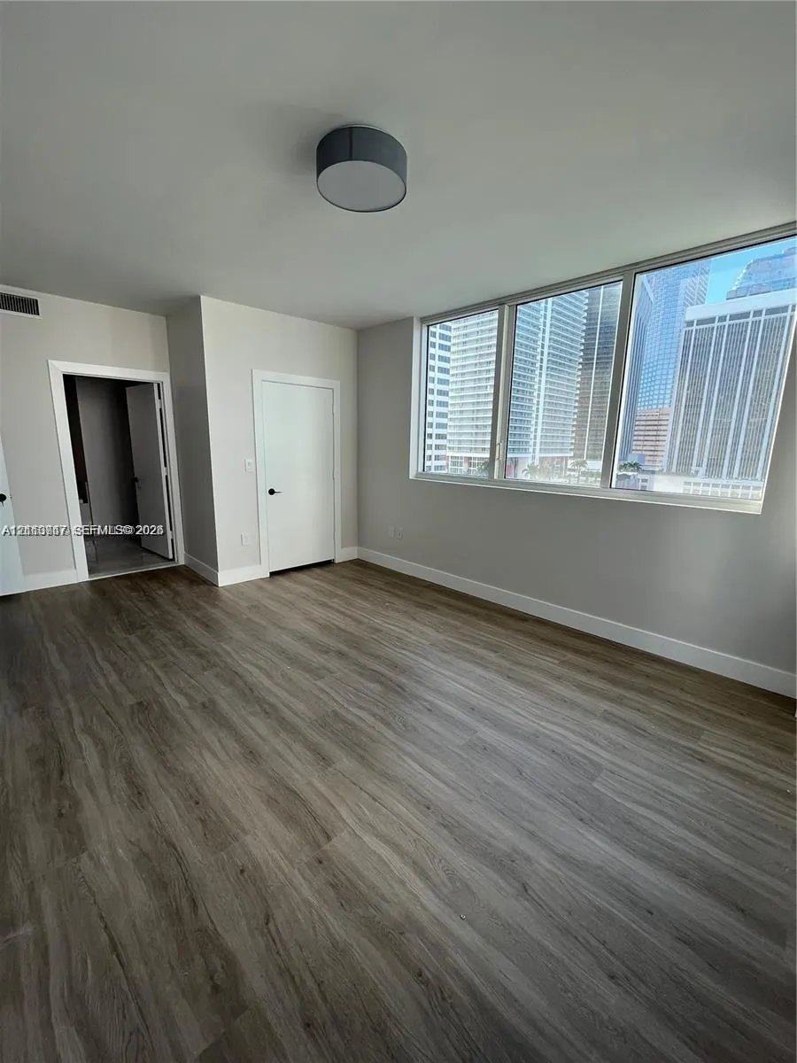 253 NE 2nd Street #1408