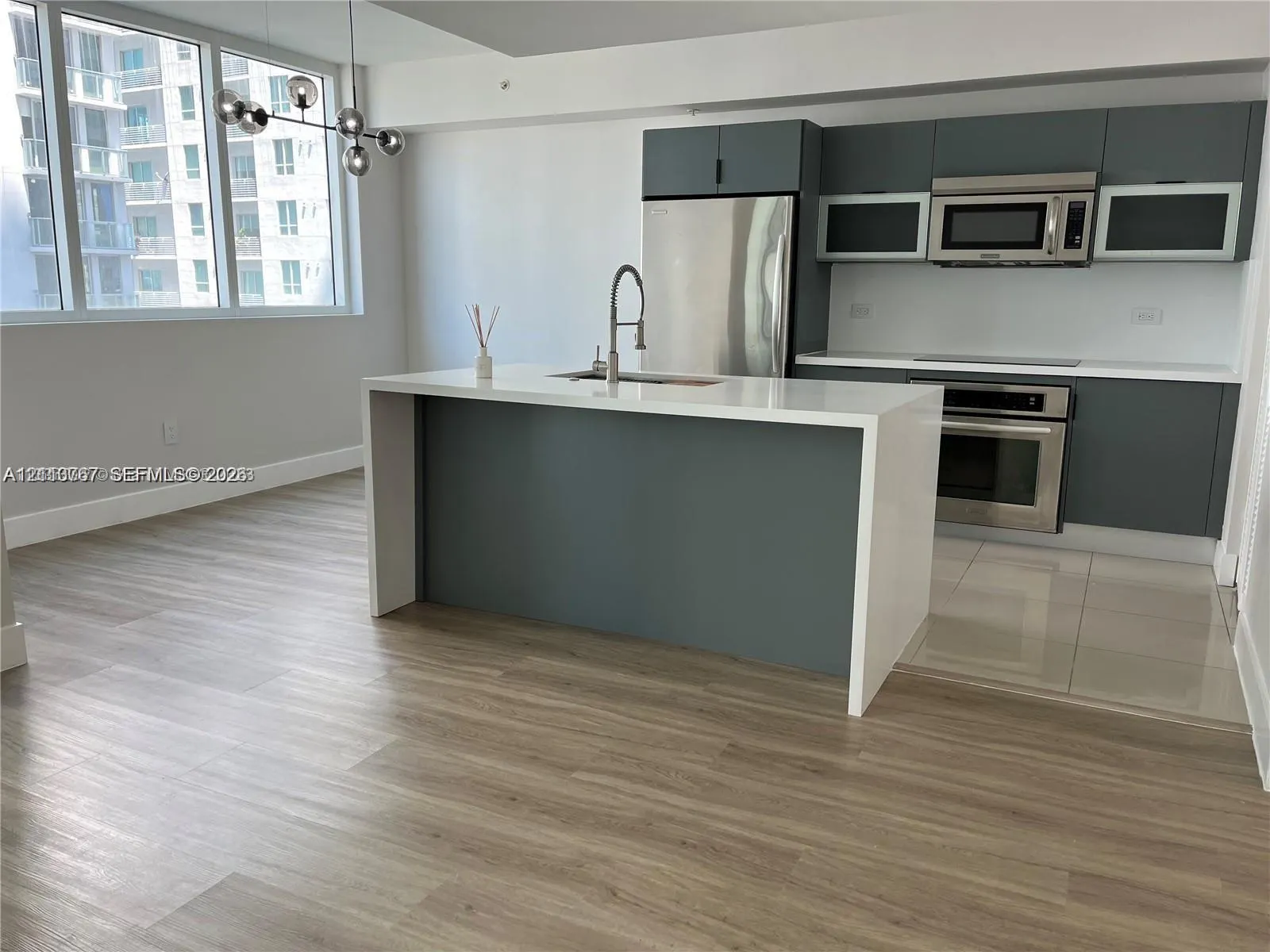253 NE 2nd Street #1408