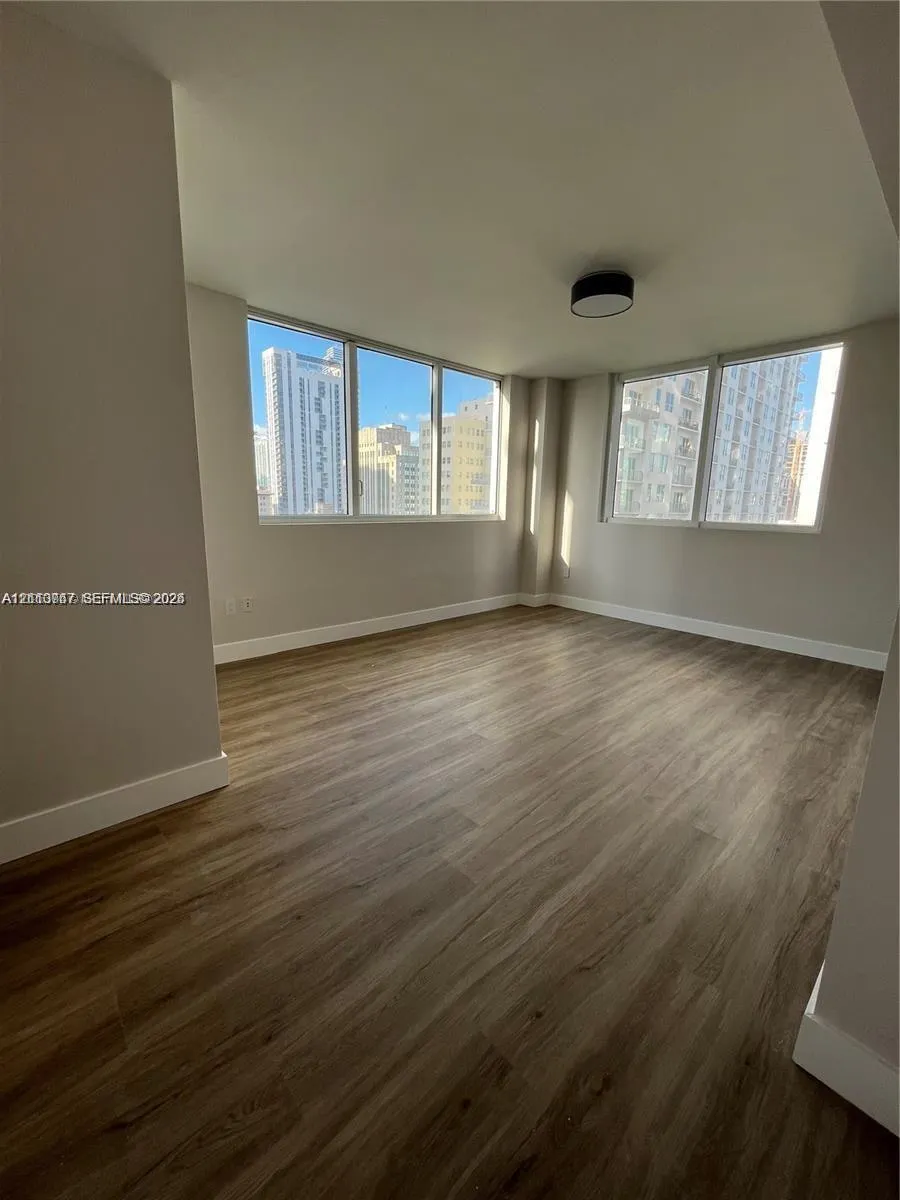 253 NE 2nd Street #1408