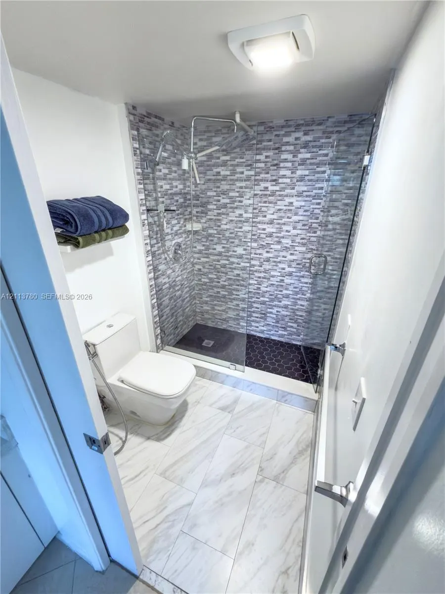 1200 SW 137th Avenue #305E