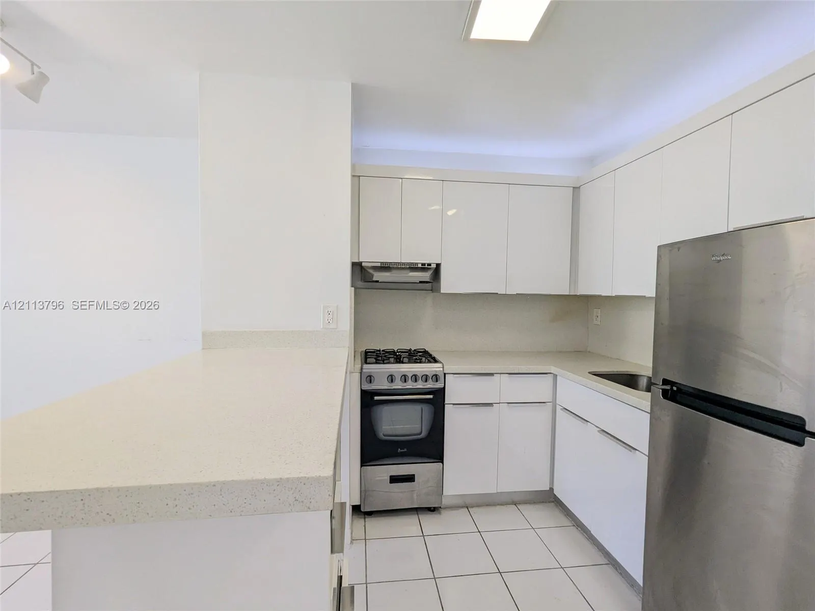 710 Washington Avenue #324