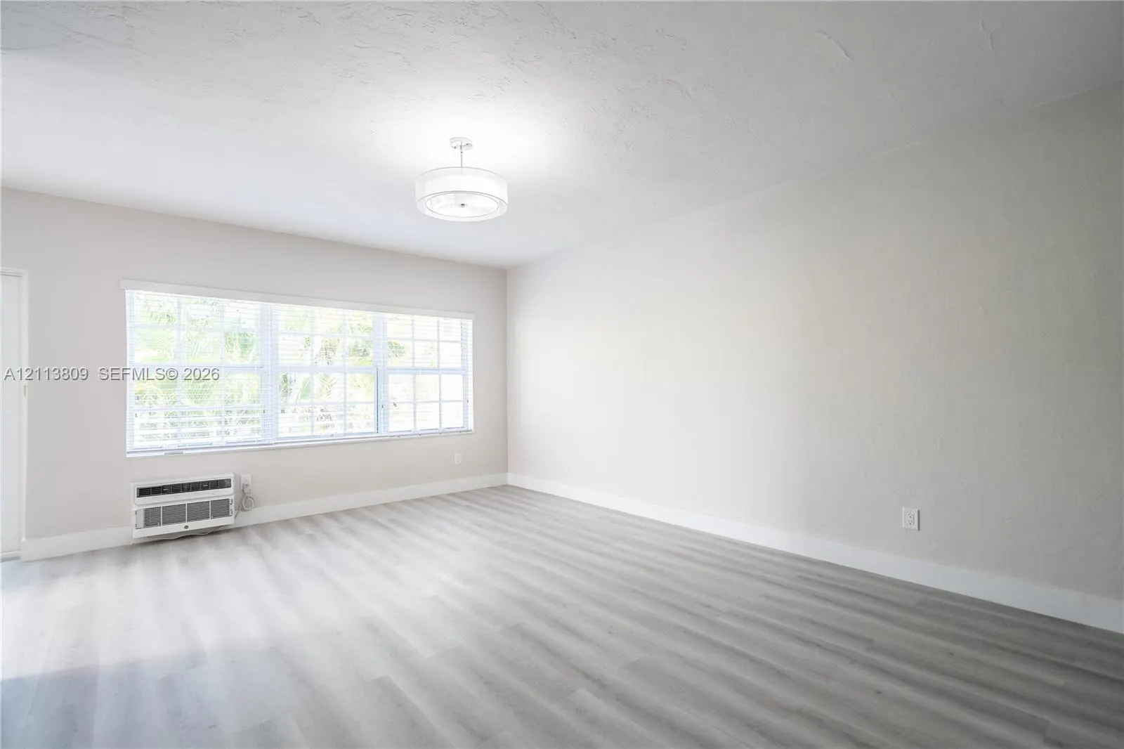 2418 Flamingo Drive #10