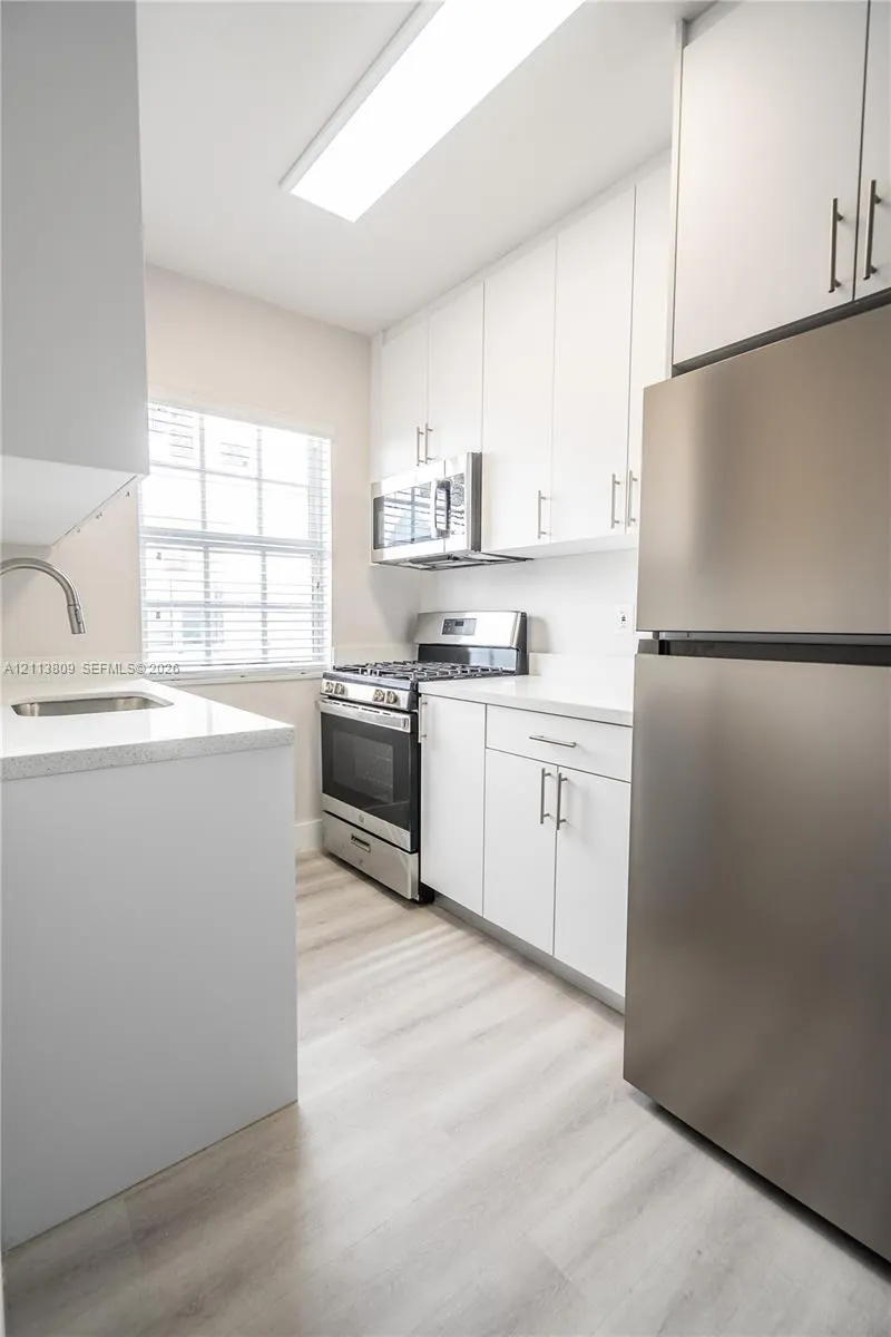 2418 Flamingo Drive #10