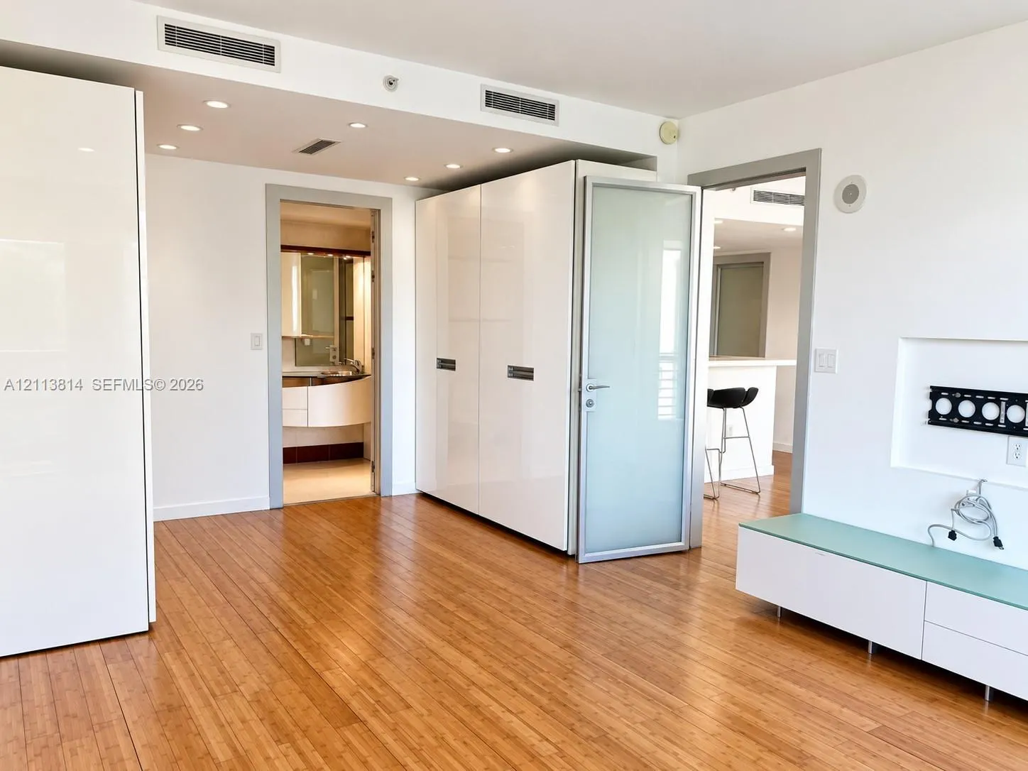 110 Washington Avenue #1517