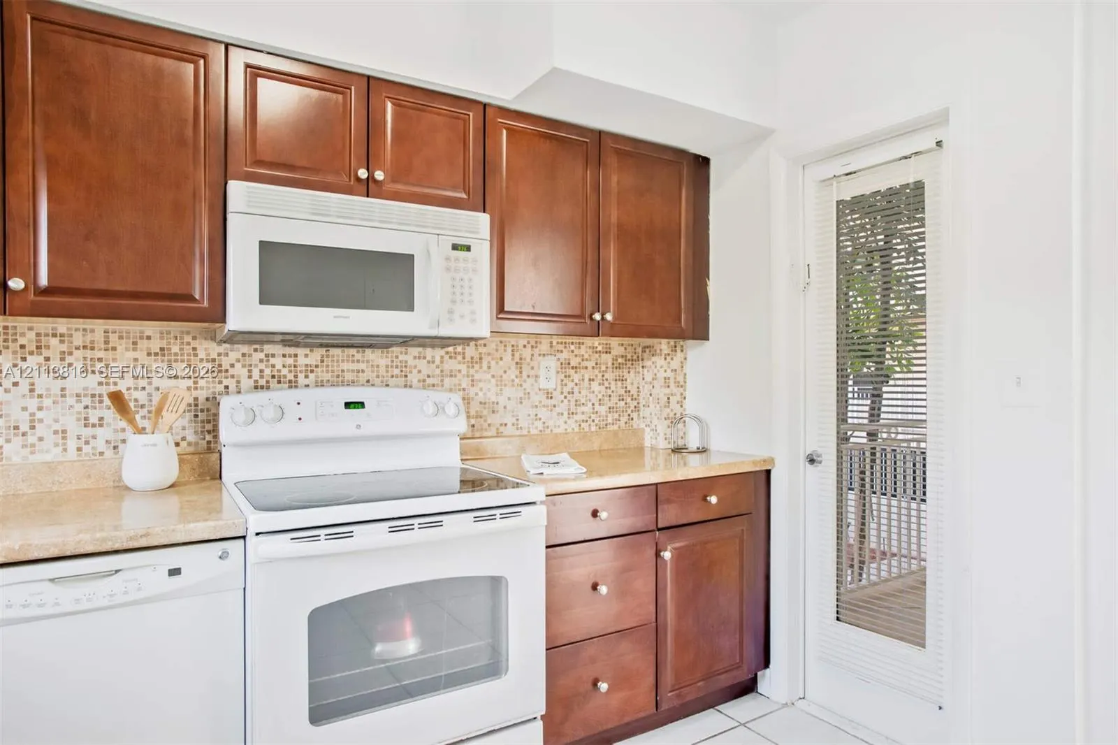 10001 W Bay Harbor Drive #208