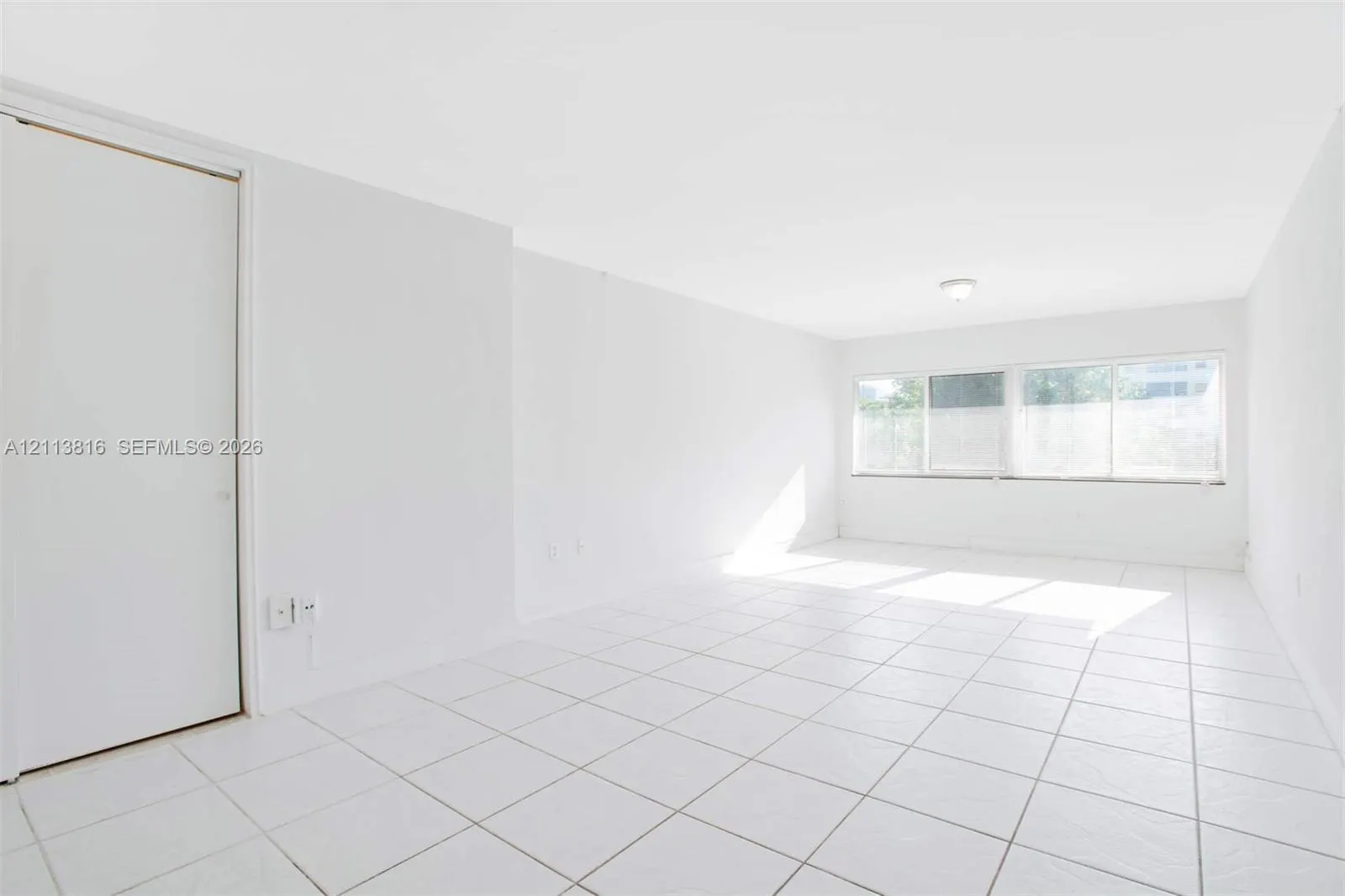 10001 W Bay Harbor Drive #208