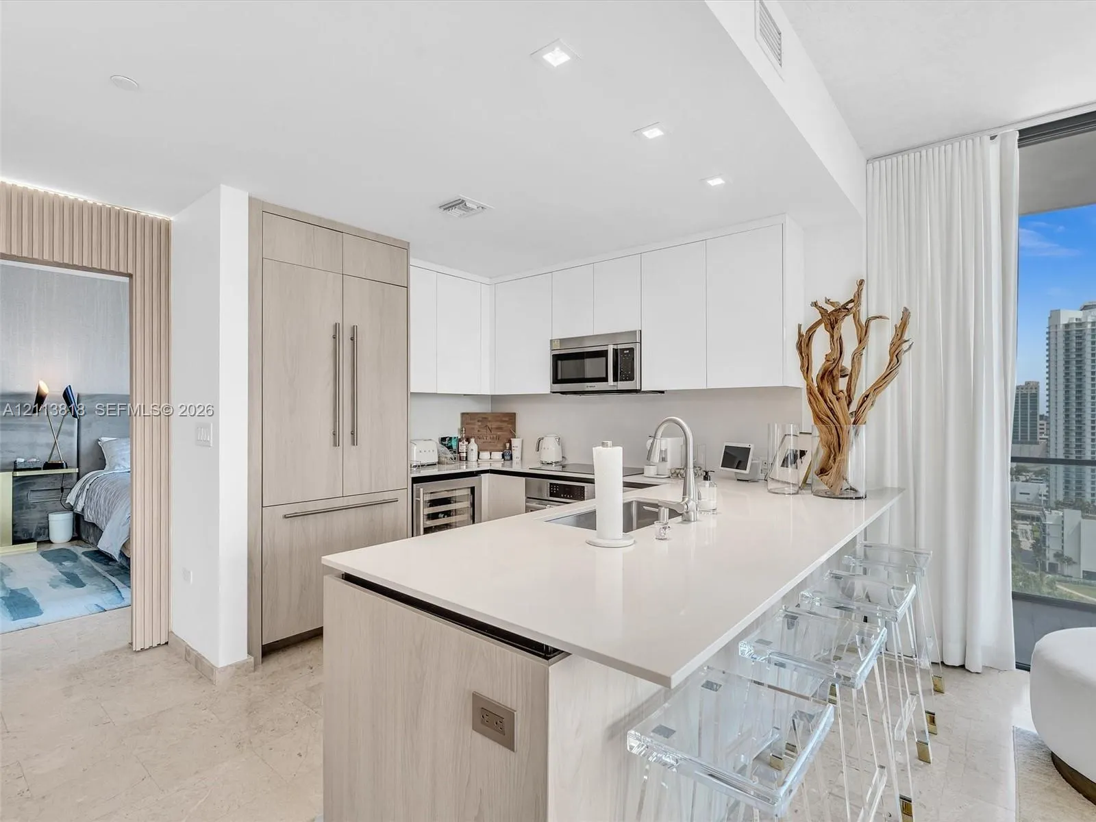 88 SW 7th Street #2011 (corner)