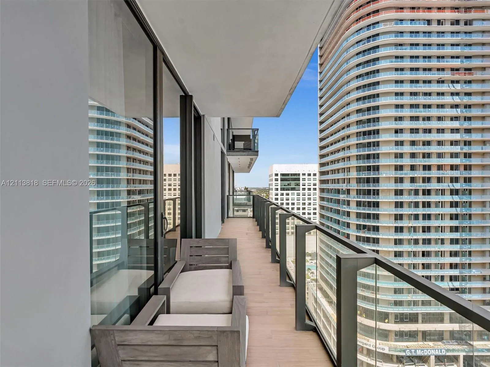 88 SW 7th Street #2011 (corner)