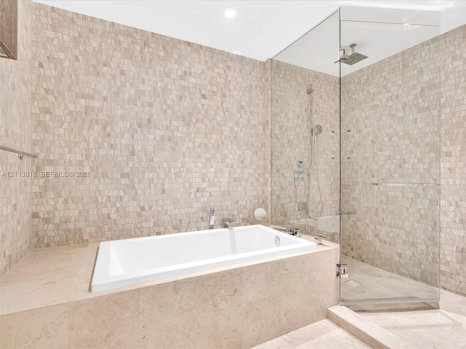 88 SW 7th Street #2011 (corner)