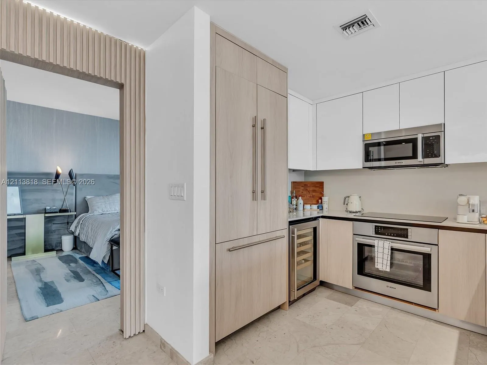 88 SW 7th Street #2011 (corner)