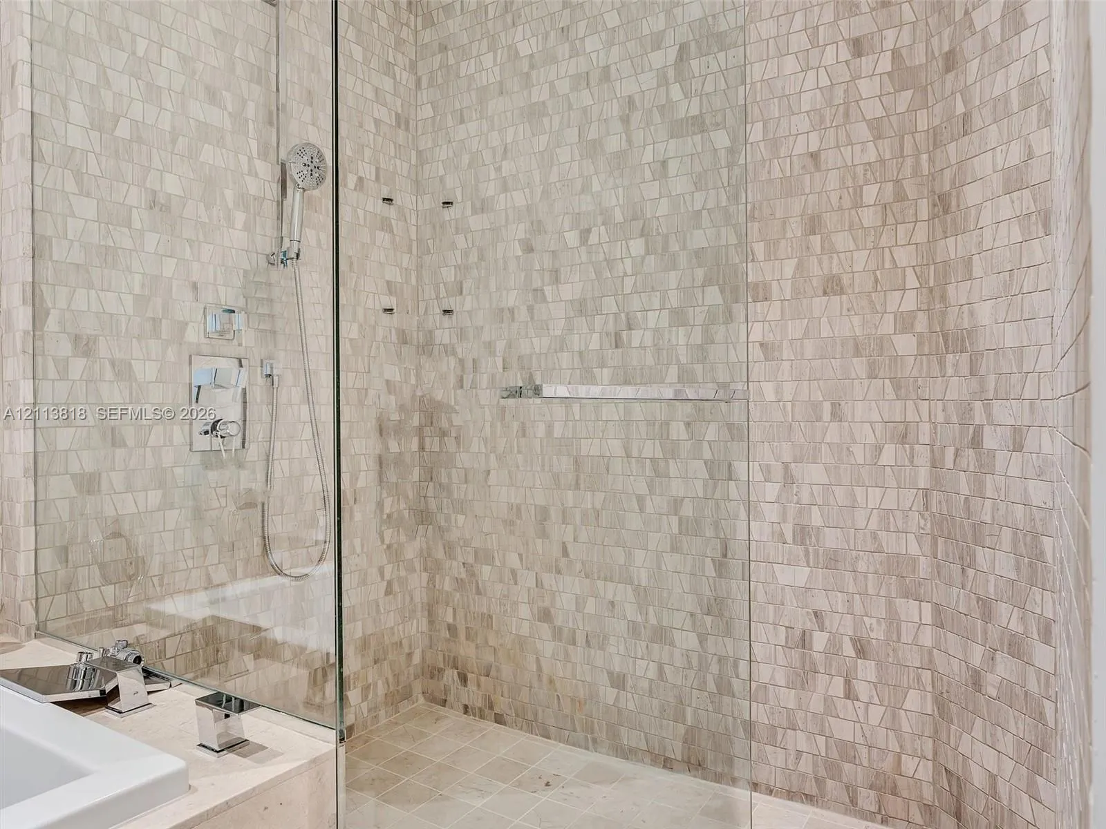 88 SW 7th Street #2011 (corner)