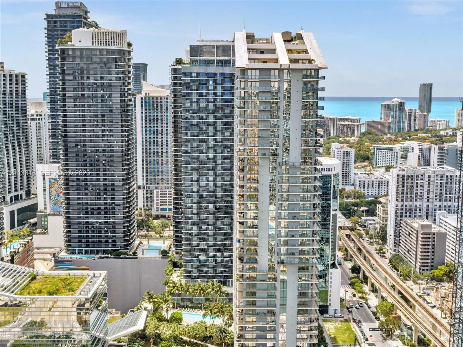 88 SW 7th Street #2011 (corner)
