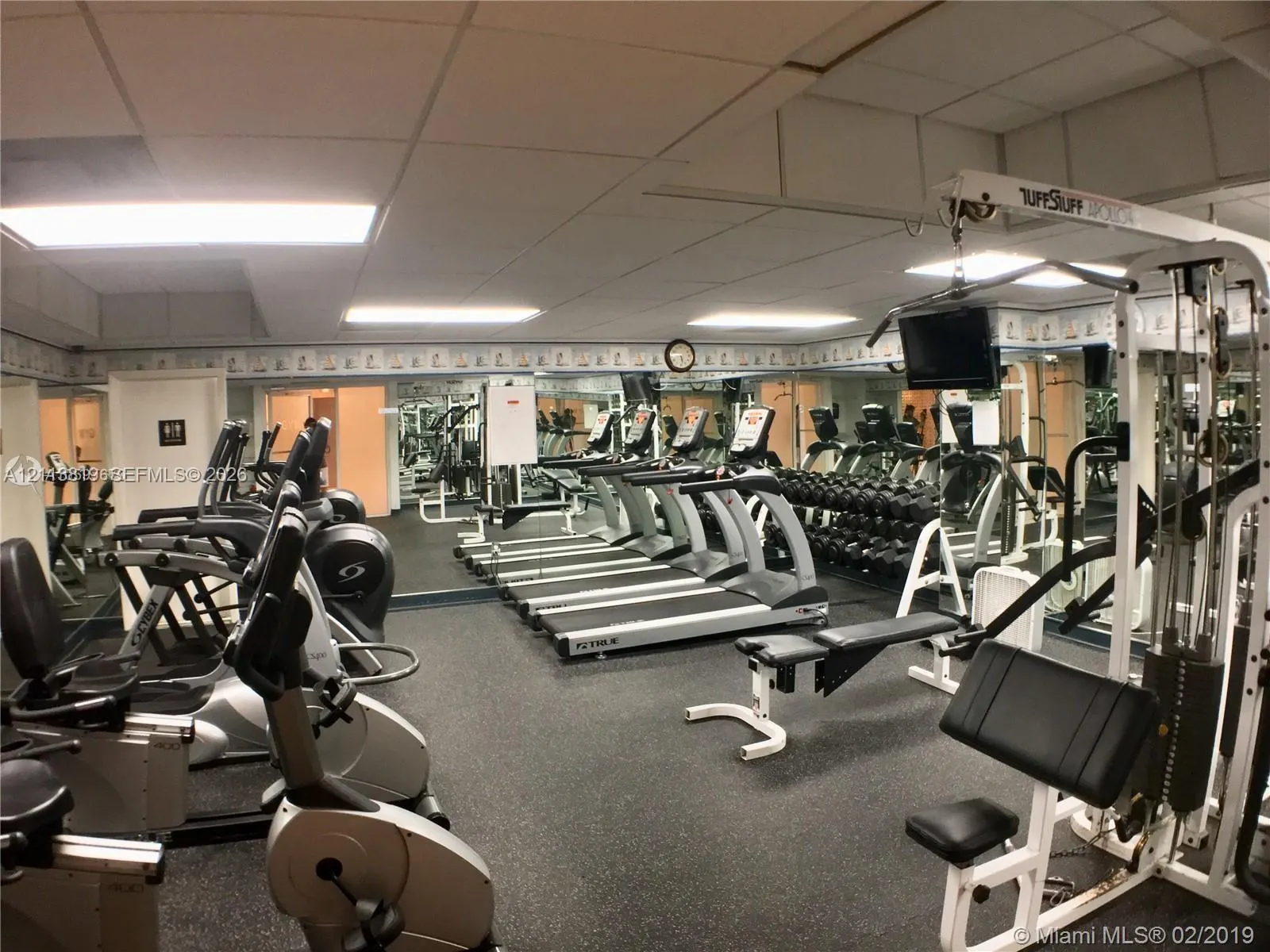 2899 Collins Avenue #848