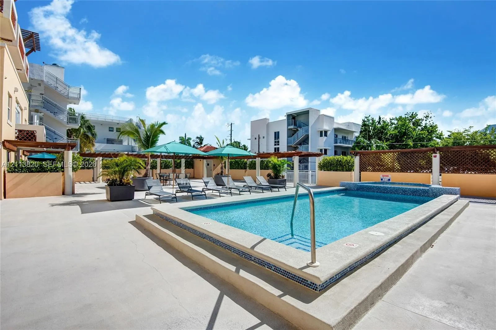227 Michigan Avenue #406