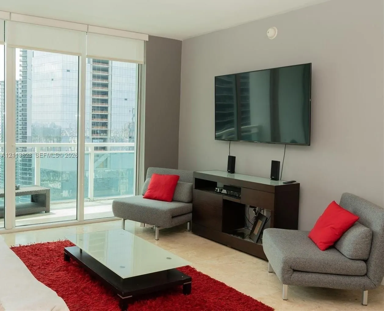 951 Brickell Avenue #3903