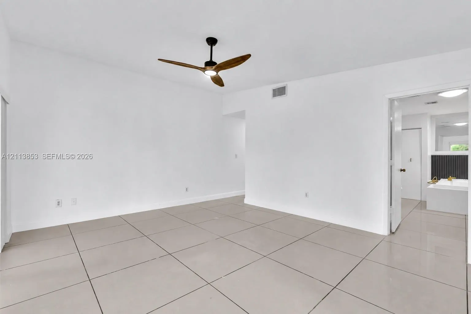 616 NE 195th Street