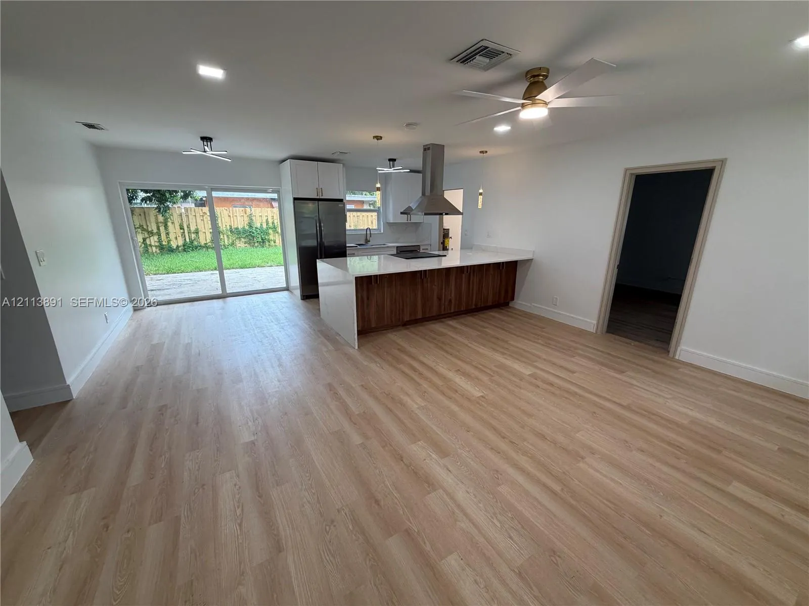 110 NE 17th Court