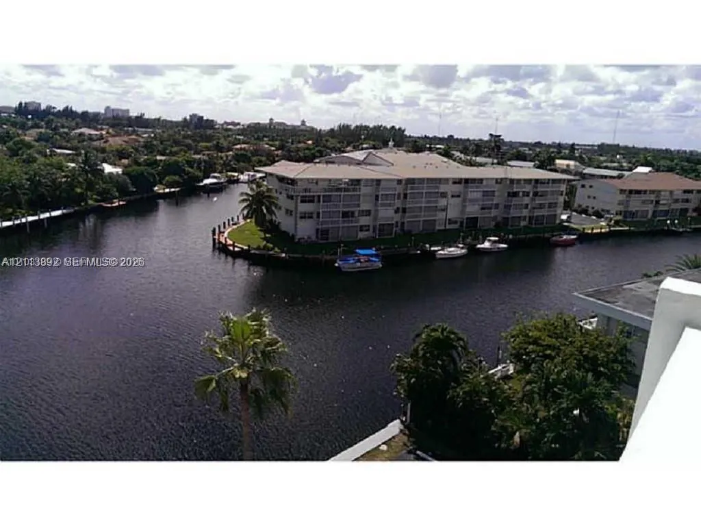 401 Golden Isles Drive #509