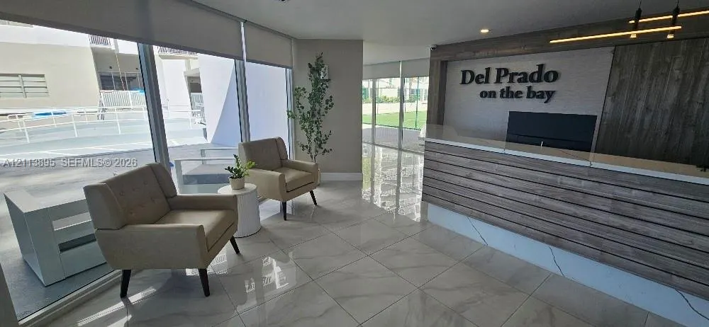 18011 Biscayne Boulevard #702