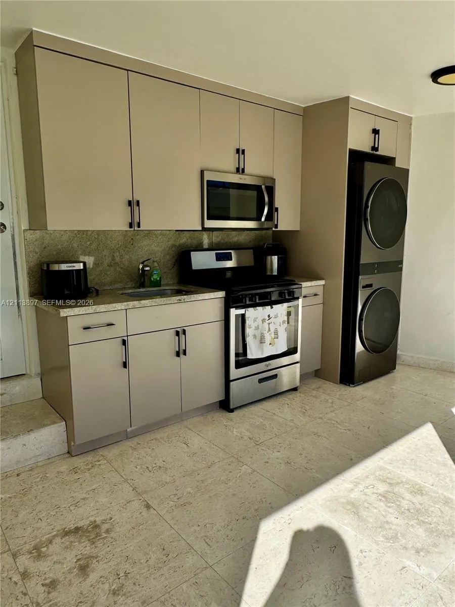520 E 58th Street