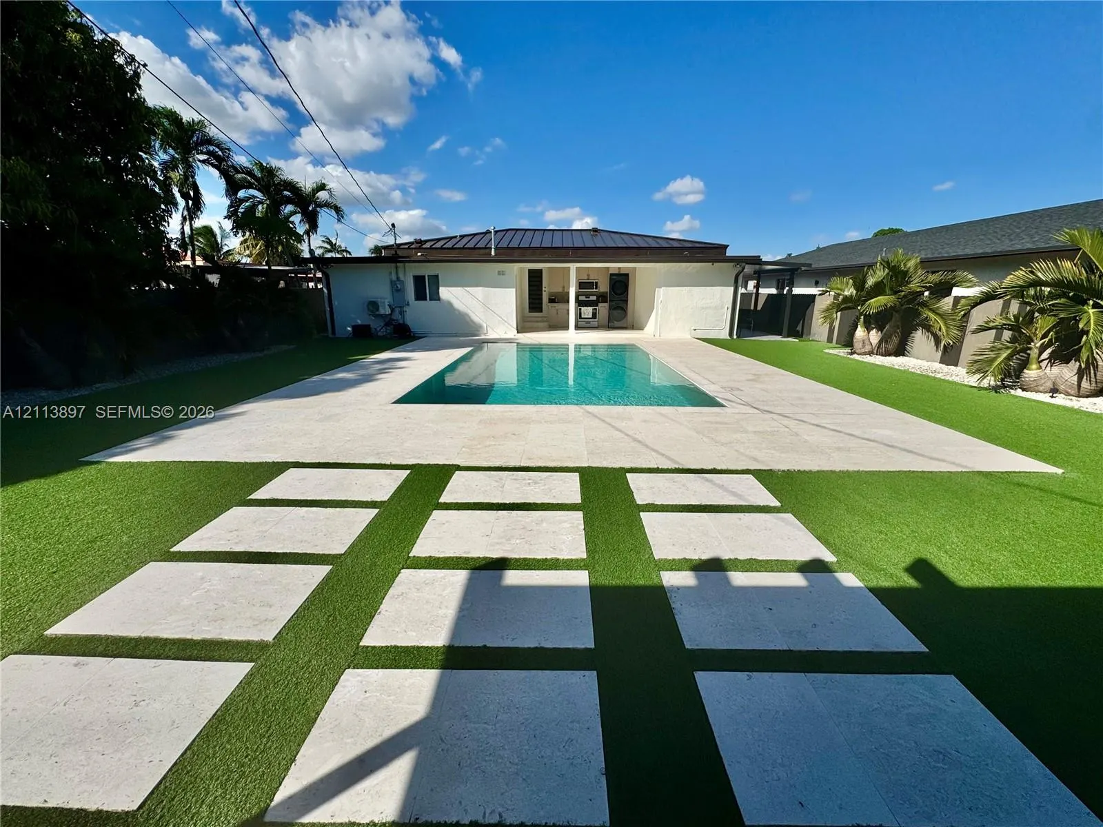 520 E 58th Street