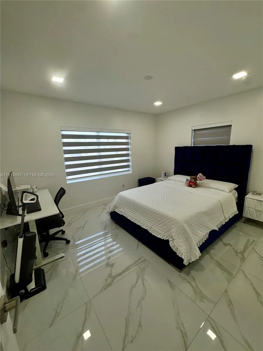 520 E 58th Street