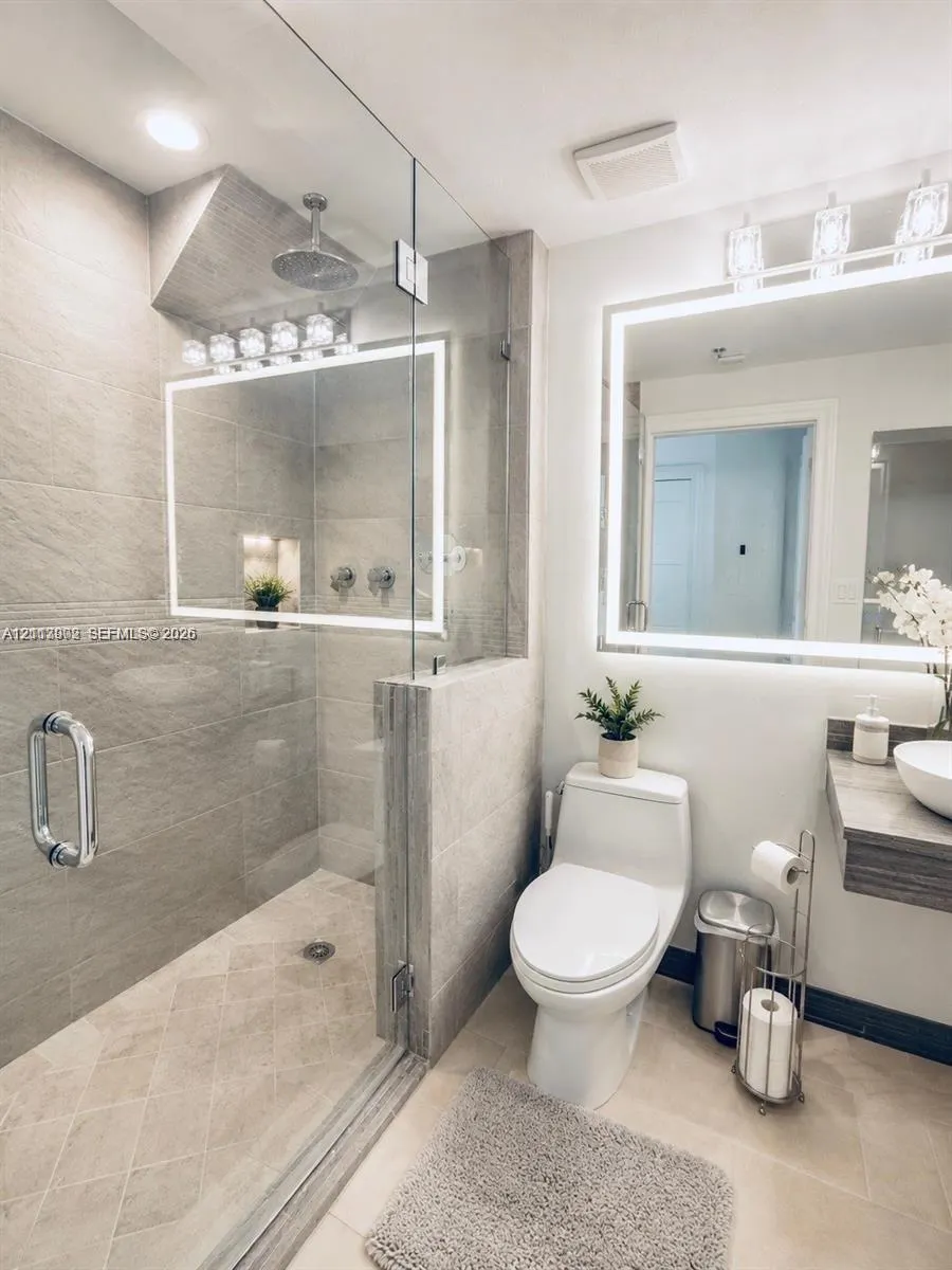 6515 Collins Avenue #1609