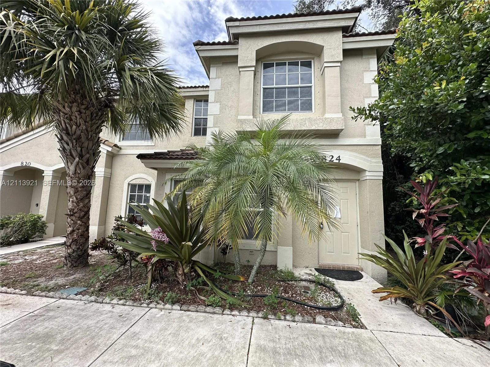 824 Summit Lake Drive