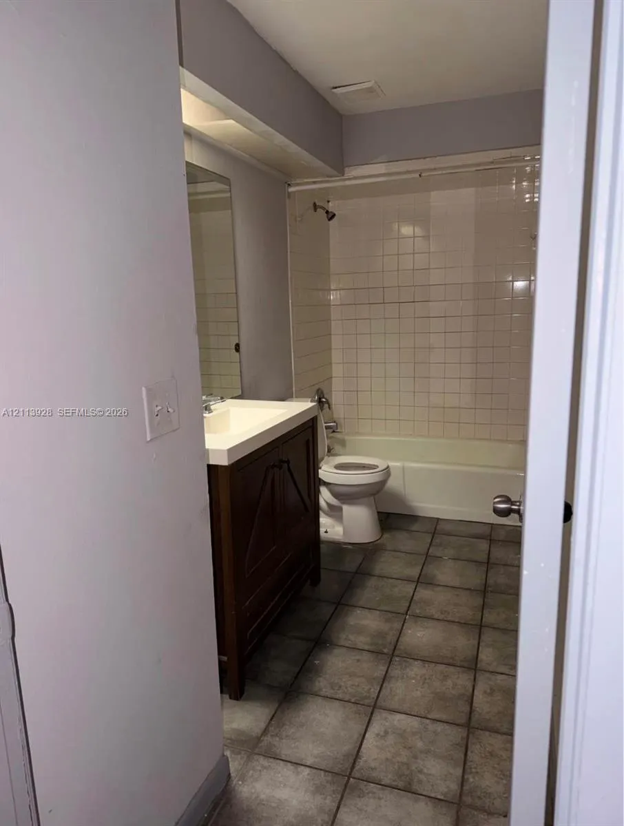 2538 Chestnut Woods Drive