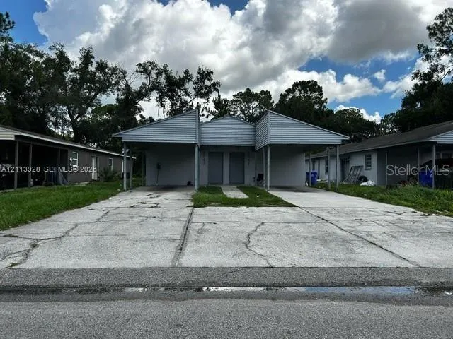 2538 Chestnut Woods Drive