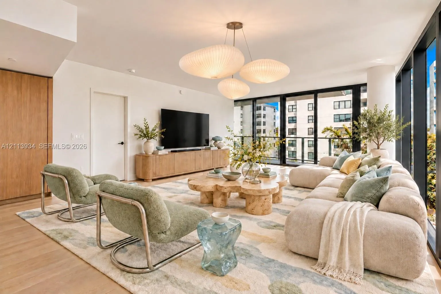 1177 Kane Concourse #406