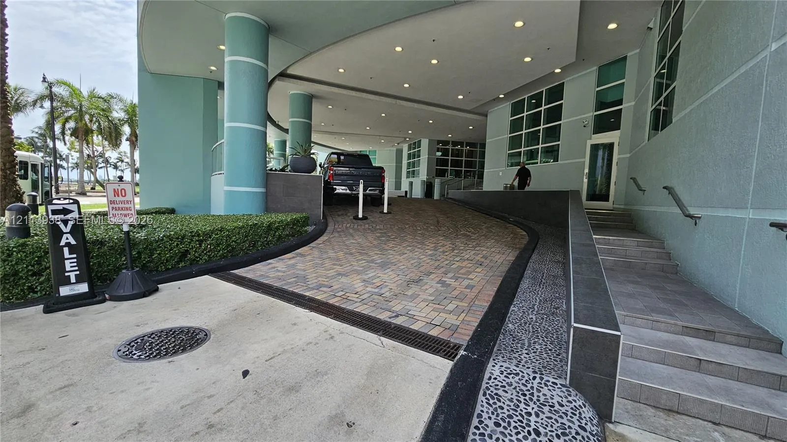 1900 N Bayshore Drive #1617