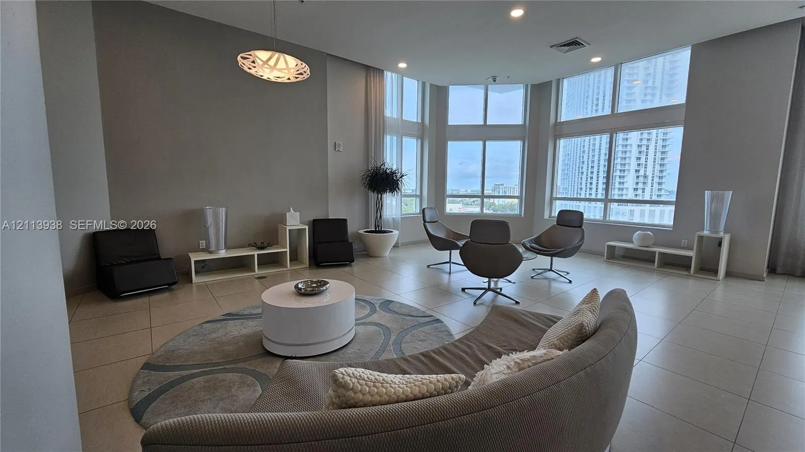 1900 N Bayshore Drive #1617