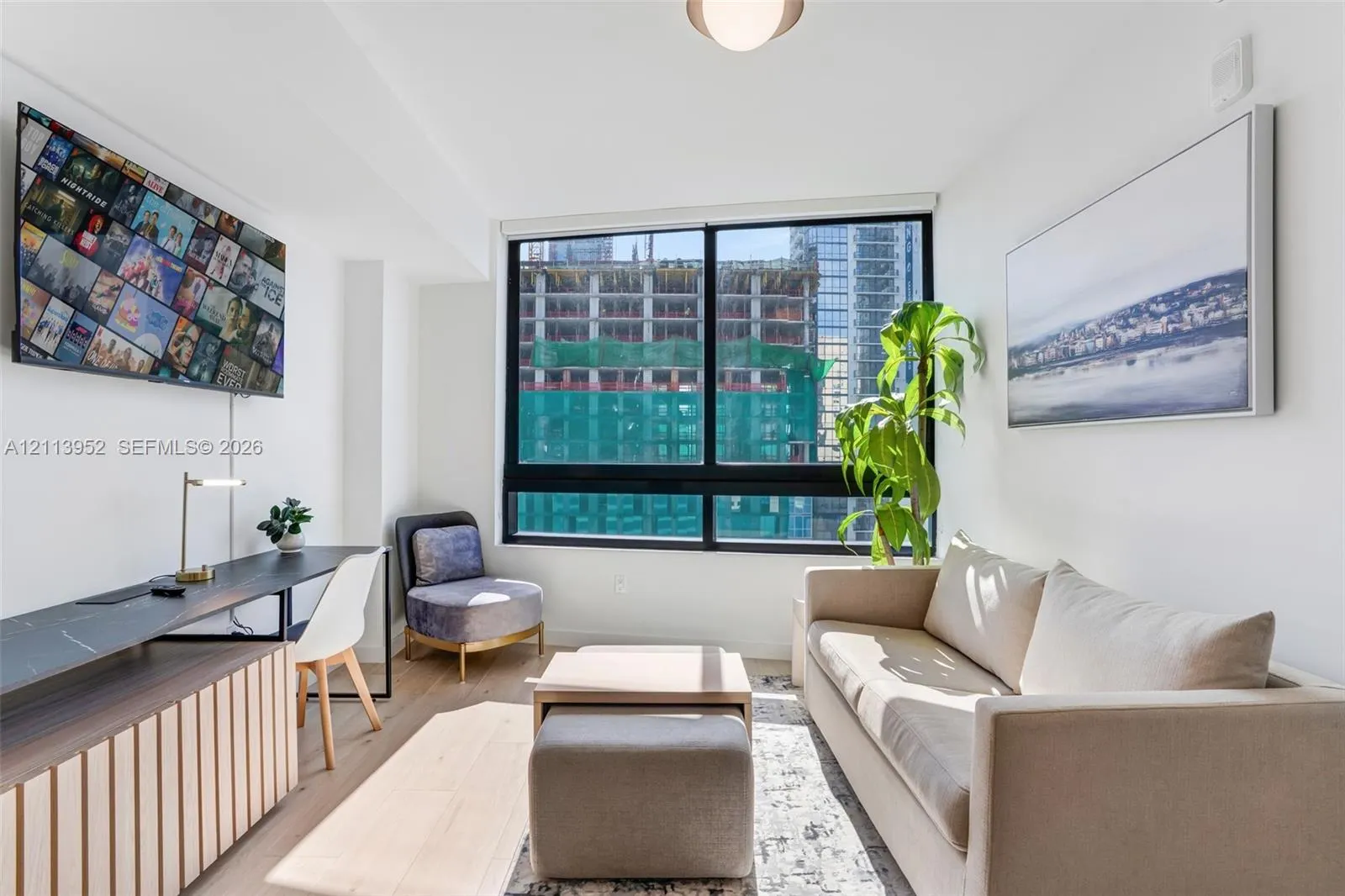 225 N Miami Avenue #1907