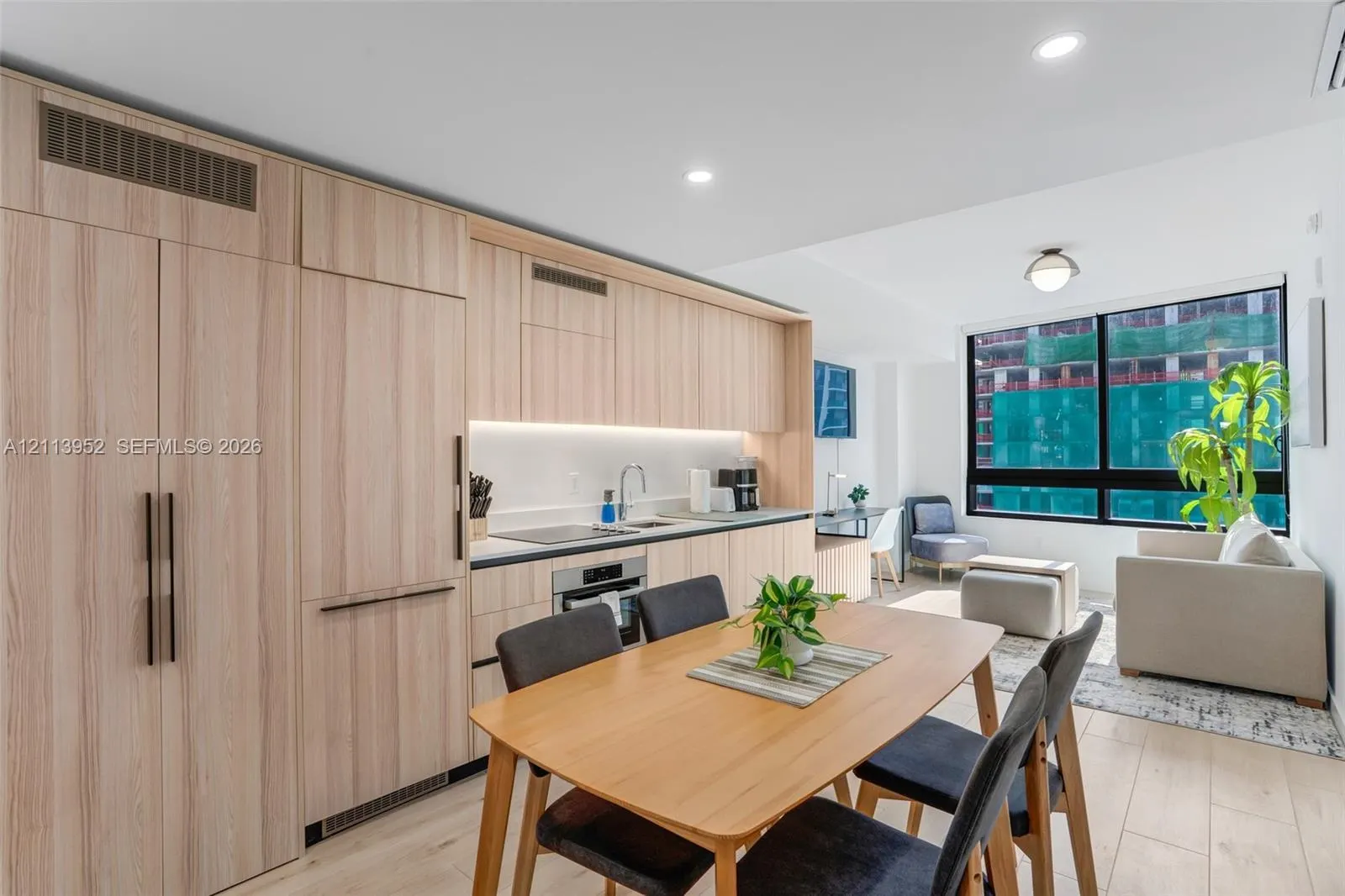 225 N Miami Avenue #1907