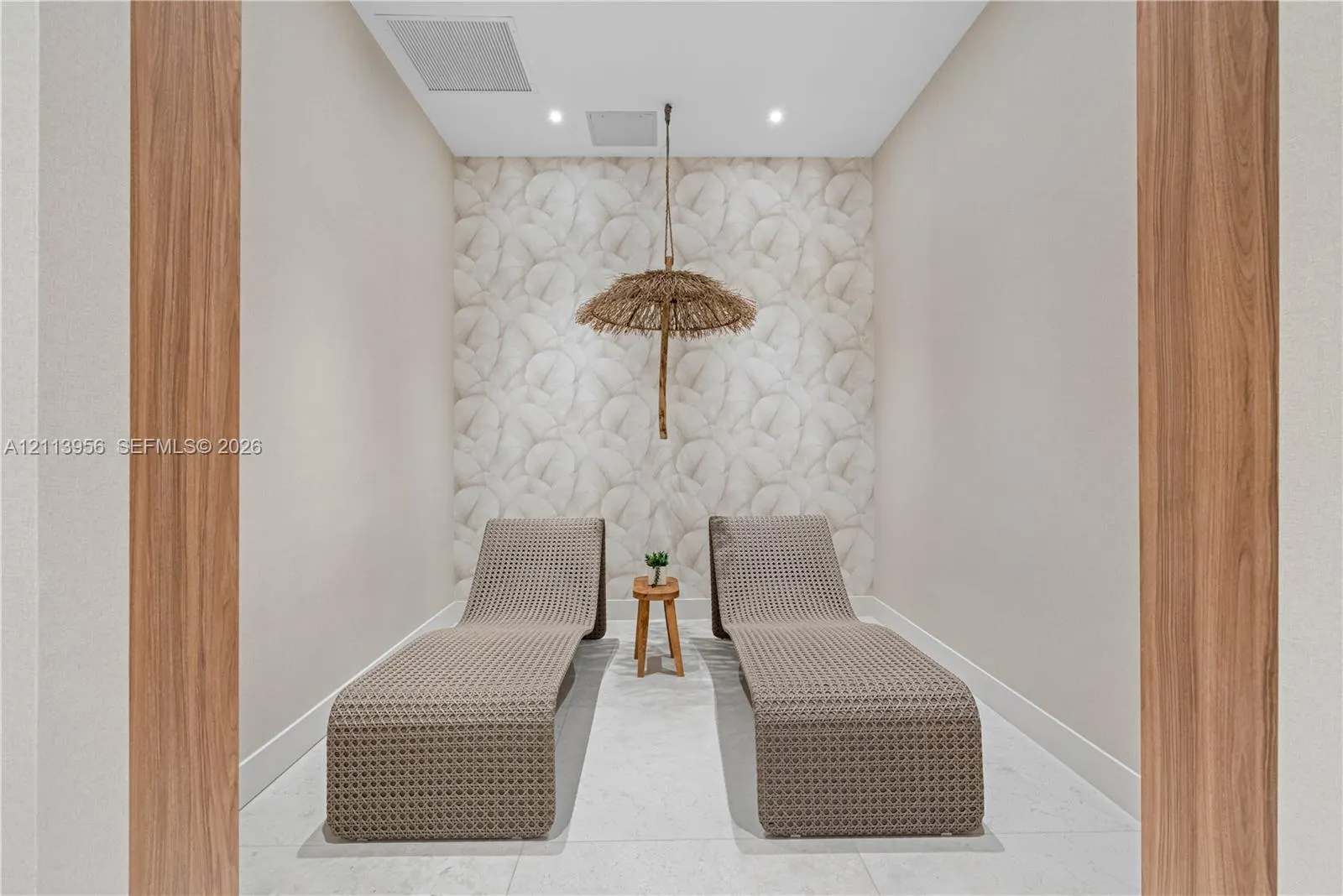 16395 Biscayne Boulevard #1223