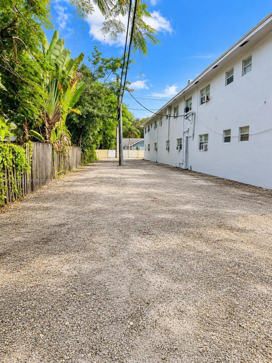 626 SW 14th Avenue #110