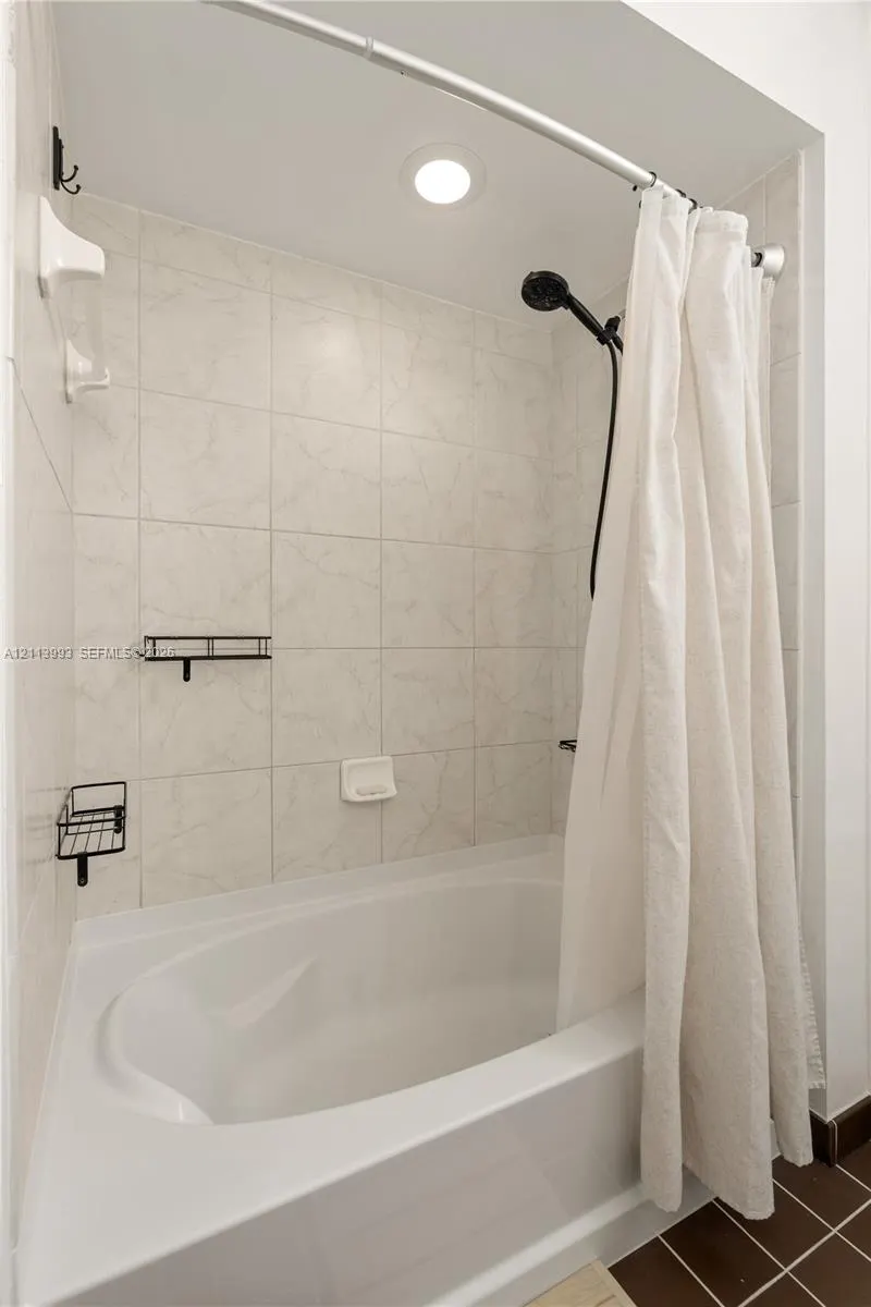 3180 SW 22nd Terrace #407